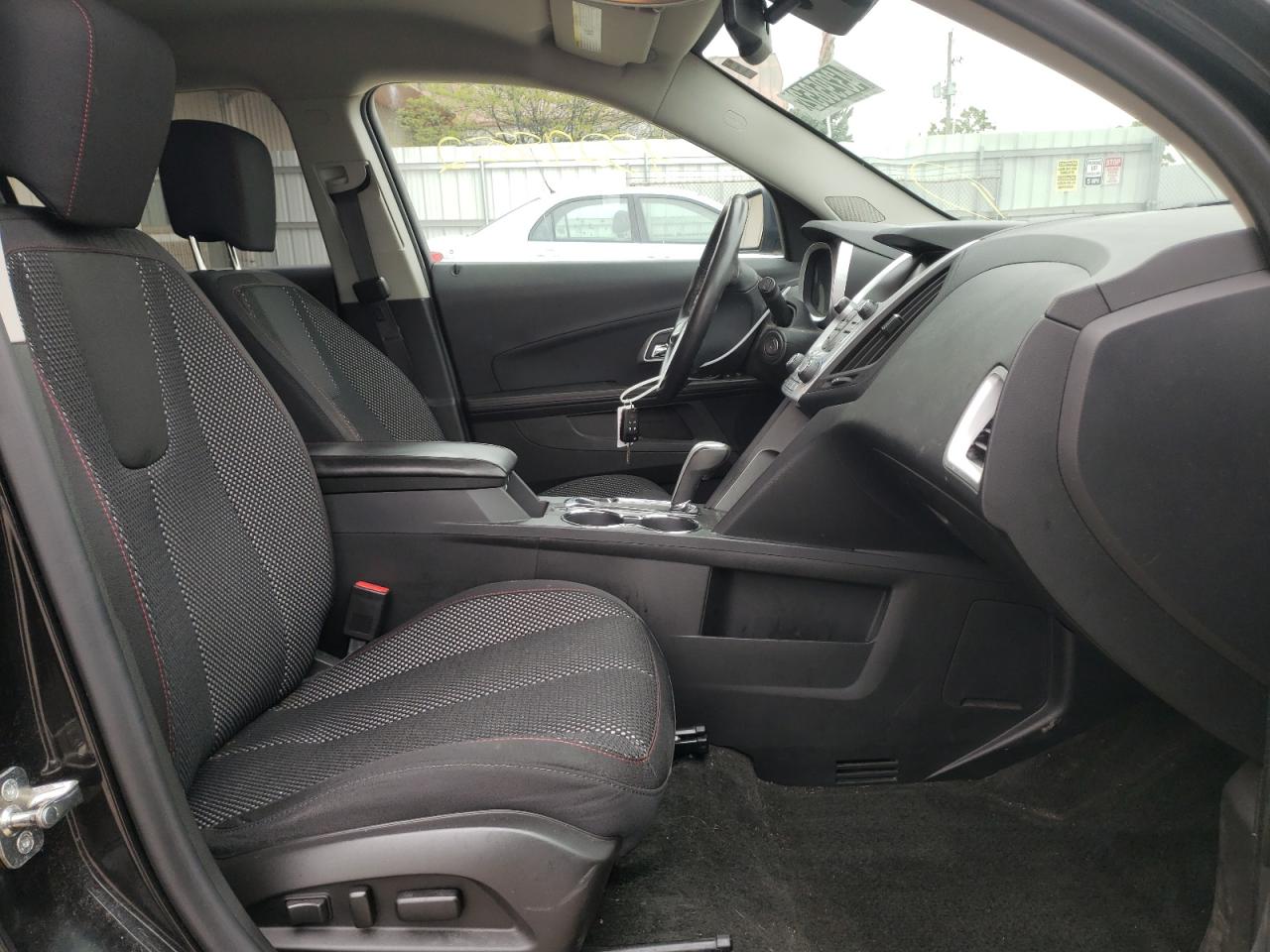 Photo 5 from auction – 2015 CHEVROLET EQUINOX LT with VIN 2GNFLCE32F6355295