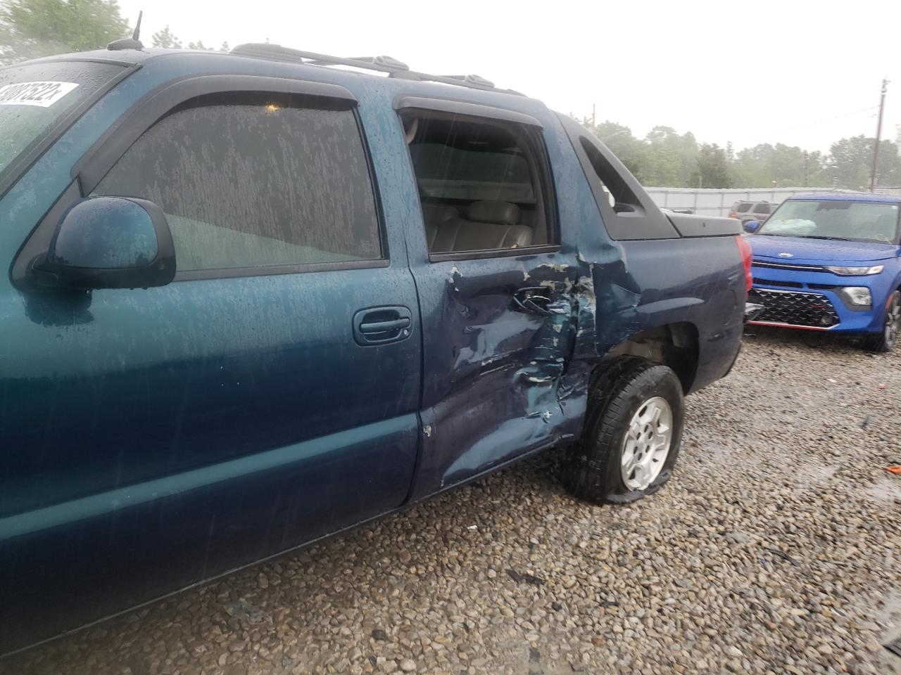 Photo 9 from auction – 2005 CHEVROLET AVALANCHE with VIN 3GNEC12ZX5G195307