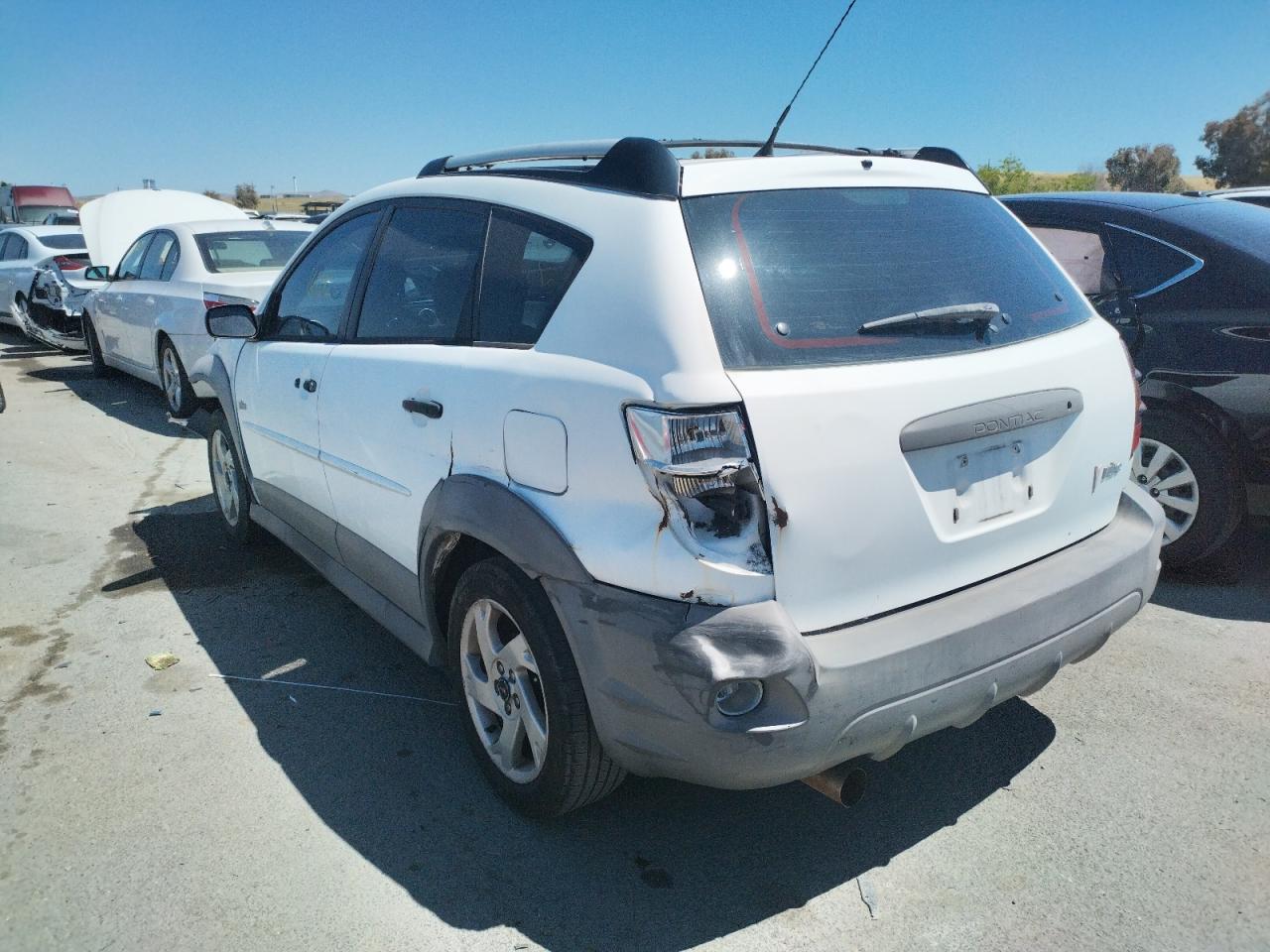 Photo 3 from auction – 2004 PONTIAC VIBE with VIN 5Y2SL628X4Z438600