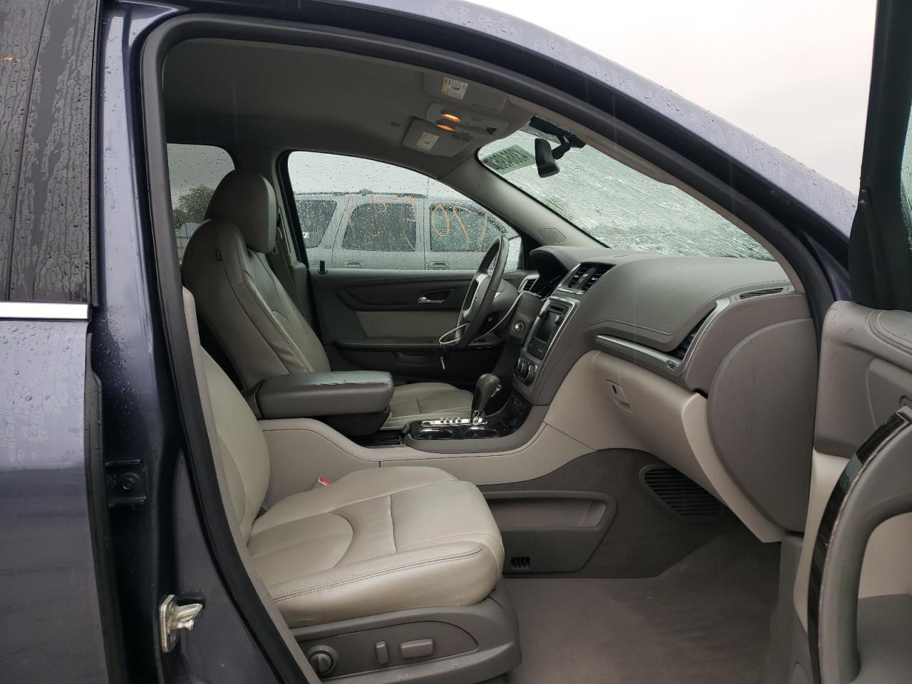 Photo 5 from auction – 2014 GMC ACADIA SLT with VIN 1GKKRRKD7EJ285126