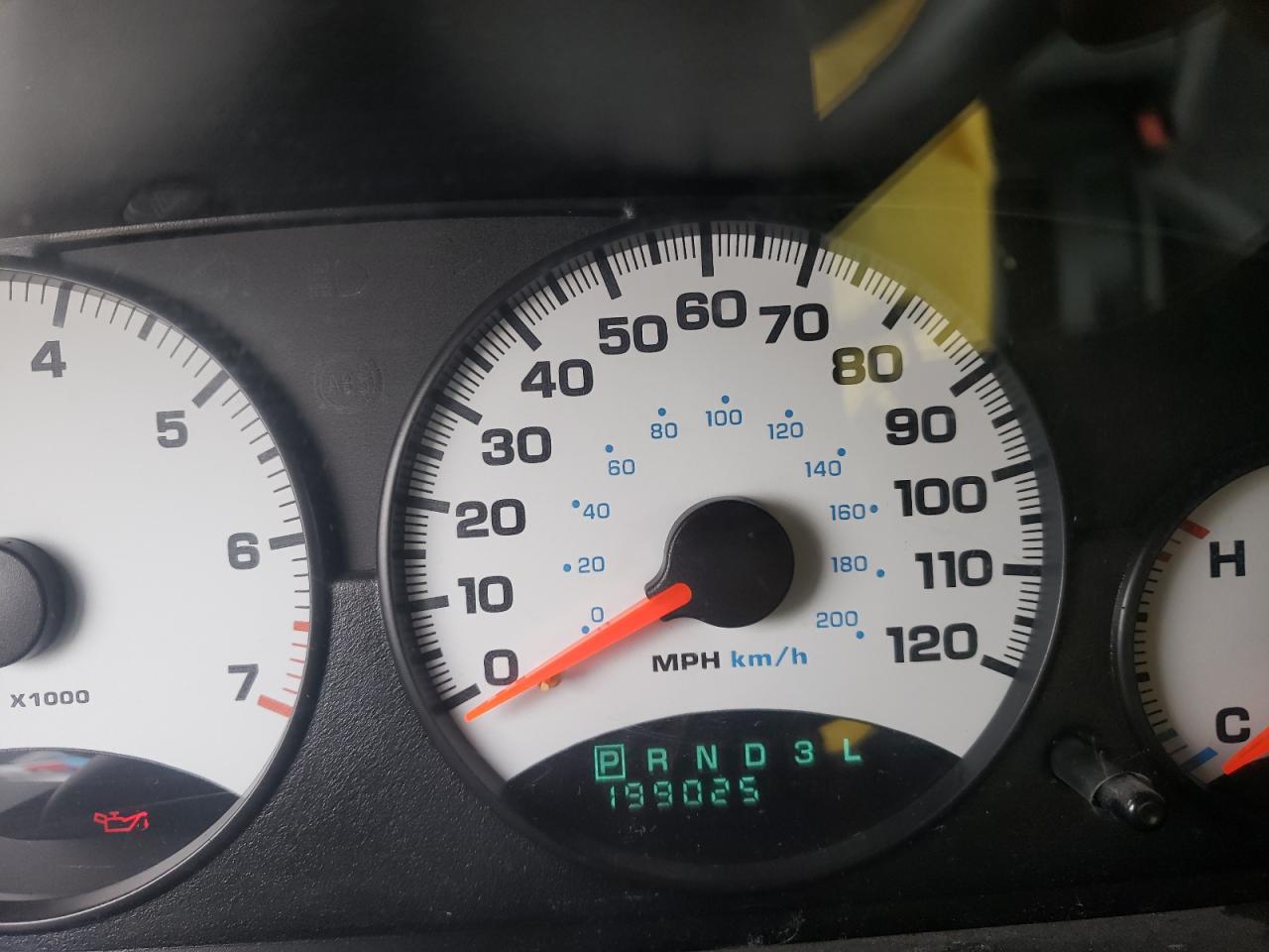 Photo 8 from auction – 2002 DODGE STRATUS SE with VIN 1B3EL46X02N178684