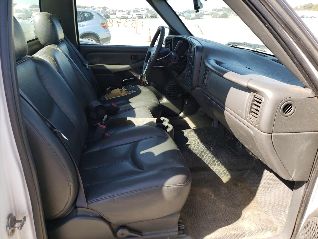 Photo 5 from auction – 2007 CHEVROLET SILVERADO with VIN 1GCEC14X17Z121605