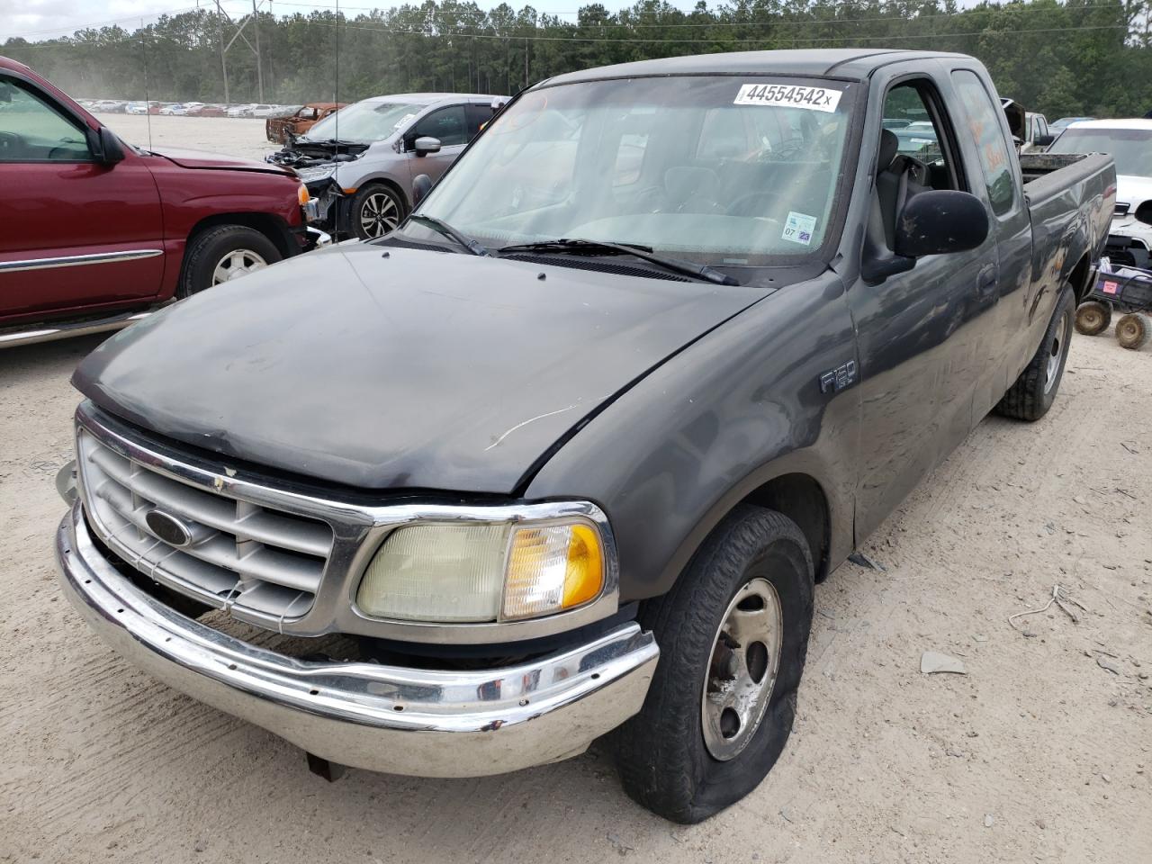 Photo 2 from auction – 2003 FORD F150 with VIN 1FTRX17283NB59887