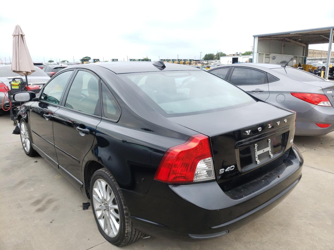 Photo 3 from auction – 2010 VOLVO S40 2.4I with VIN YV1382MS1A2498495