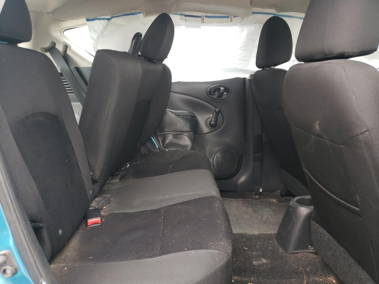 Photo 6 from auction – 2015 NISSAN VERSA NOTE with VIN 3N1CE2CPXFL395063
