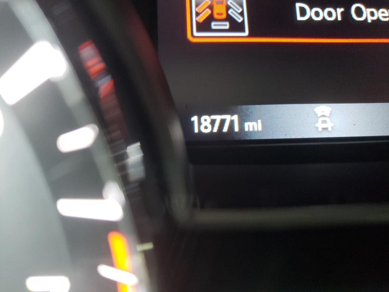 Photo 8 from auction – 2019 NISSAN PATHFINDER with VIN 5N1DR2MN8KC653147