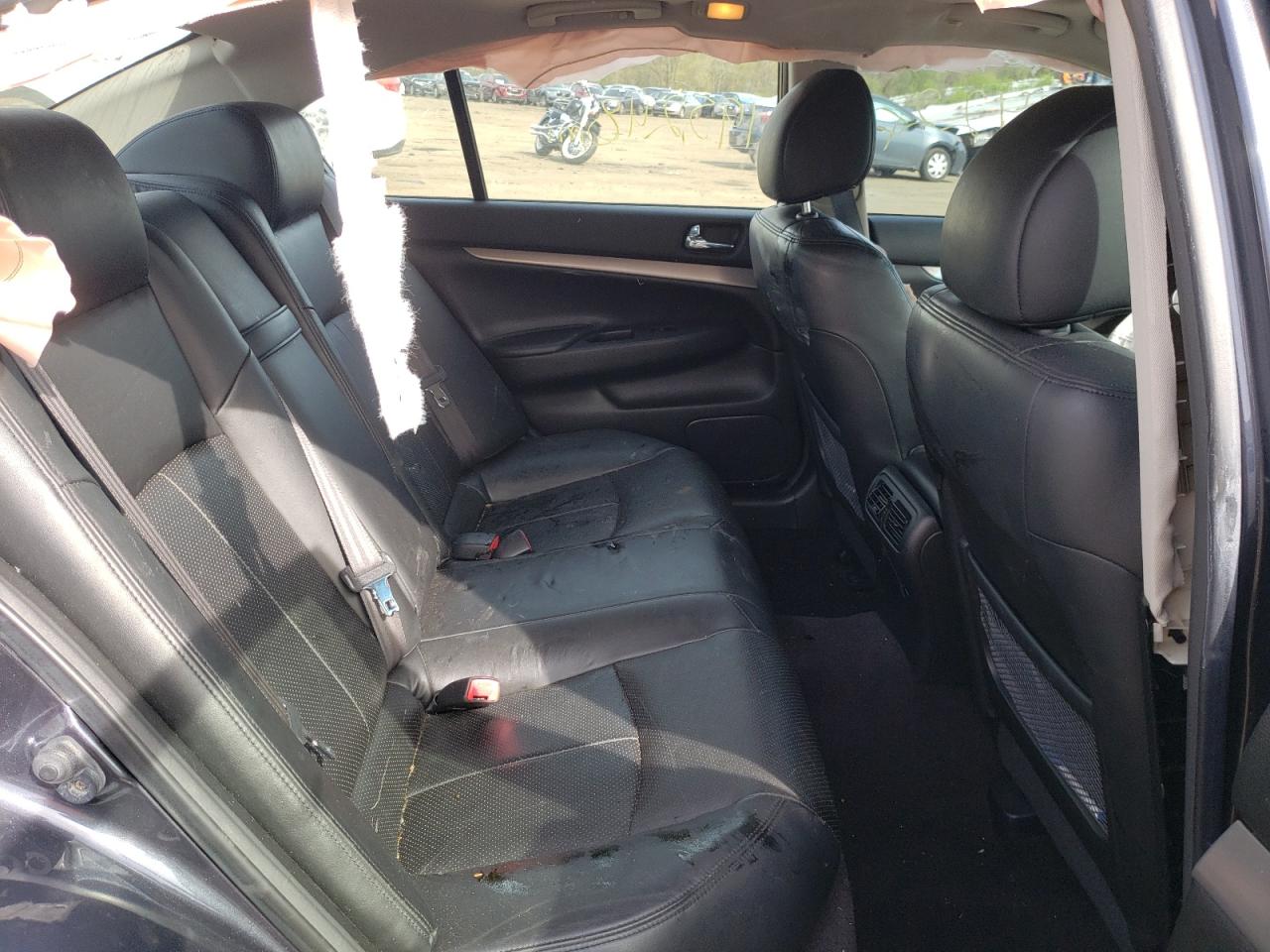 Photo 6 from auction – 2011 INFINITI G37 with VIN JN1CV6AR6BM351234