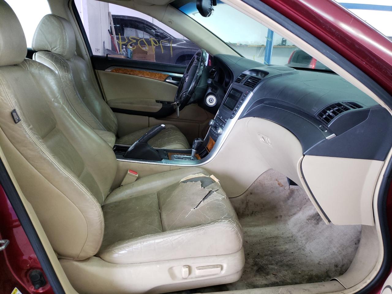 Photo 5 from auction – 2004 ACURA TL with VIN 19UUA66244A052792
