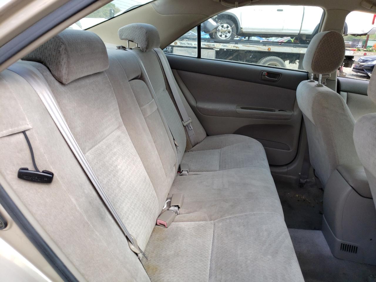 Photo 6 from auction – 2002 TOYOTA CAMRY LE with VIN JTDBE32K620005829