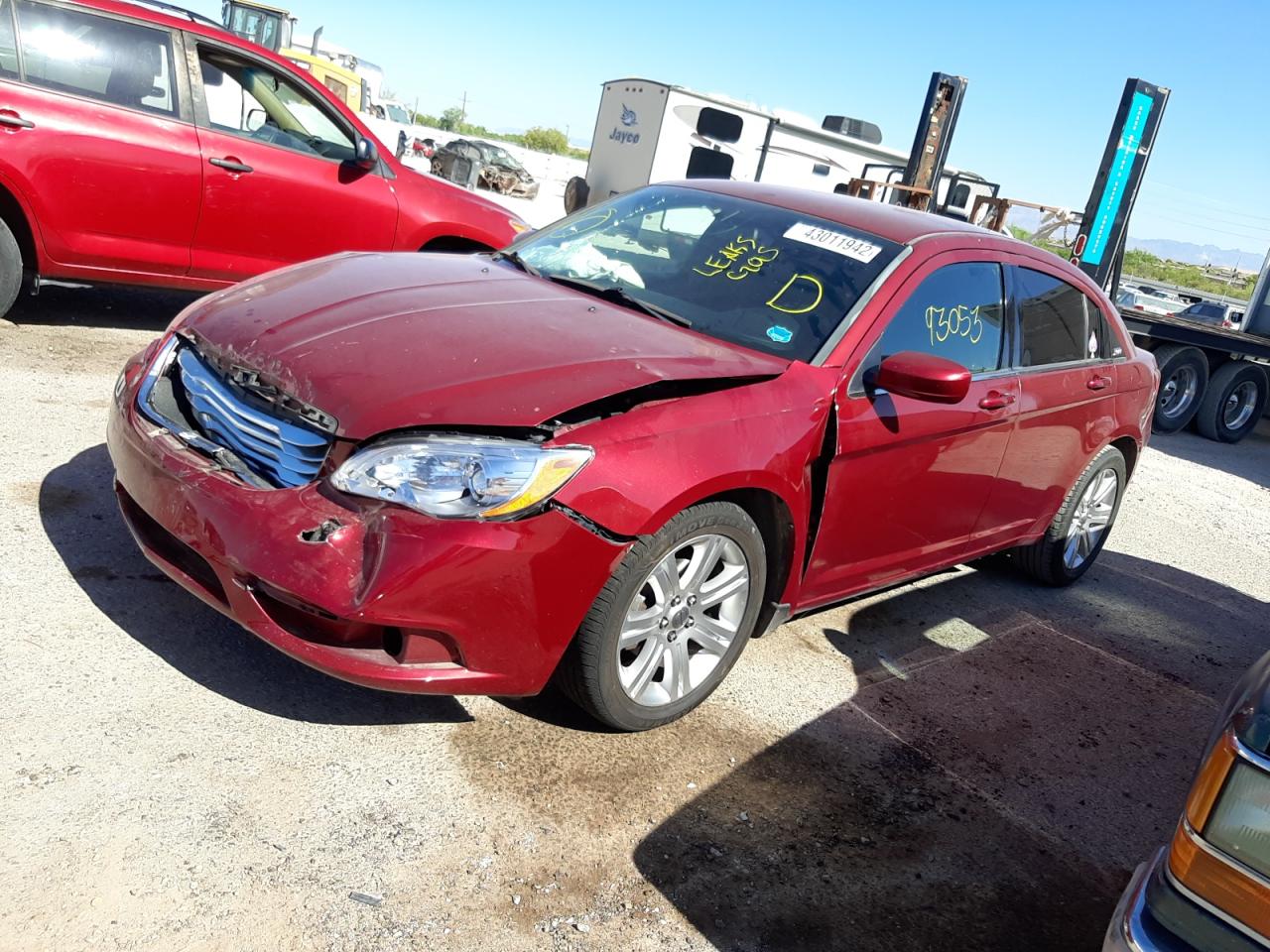 Photo 2 from auction – 2013 CHRYSLER 200 TOURIN with VIN 1C3CCBBG2DN531871