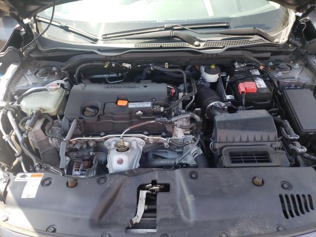 Photo 7 from auction – 2018 HONDA CIVIC LX with VIN 19XFC2F52JE200841