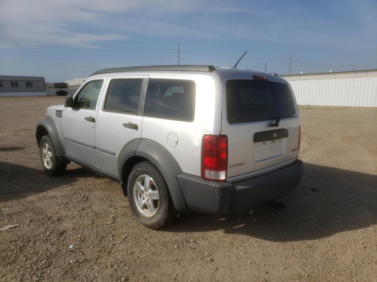 Photo 3 from auction – 2007 DODGE NITRO SXT with VIN 1D8GU28K37W728814