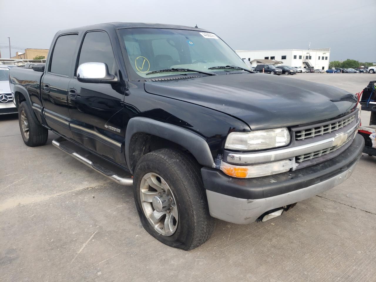 CHEVROLET SILVERADO 2002 with VIN 1GCGC13U72F126463 - Photo from auction