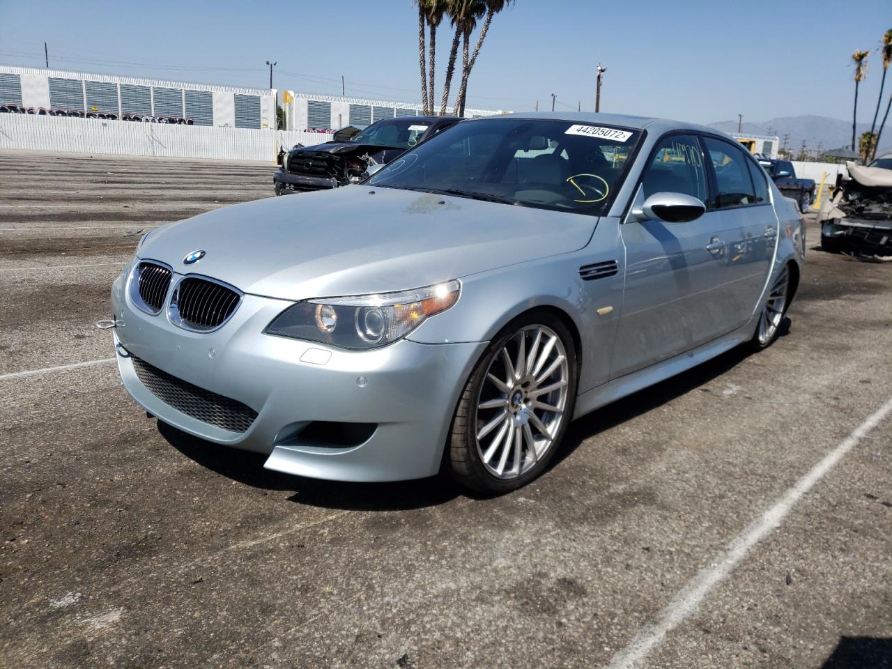 Photo 2 from auction – 2006 BMW M5 with VIN WBSNB93526B582264