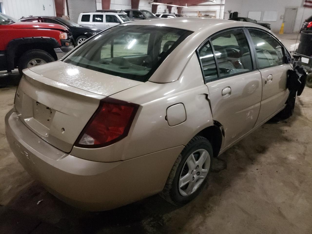 Photo 4 from auction – 2007 SATURN ION LEVEL with VIN 1G8AJ55FX7Z176128