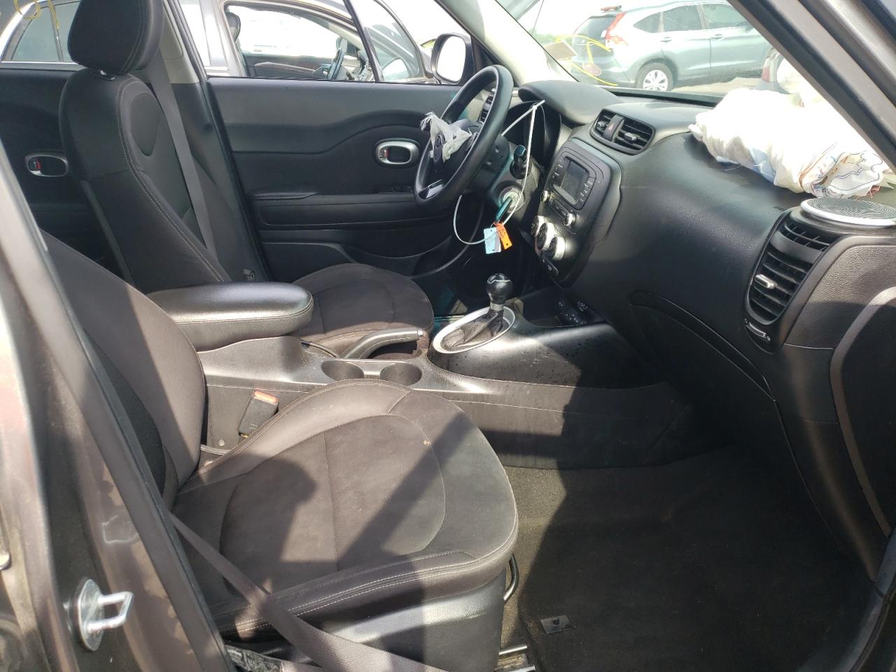 Photo 5 from auction – 2015 KIA SOUL with VIN KNDJN2A25F7232918
