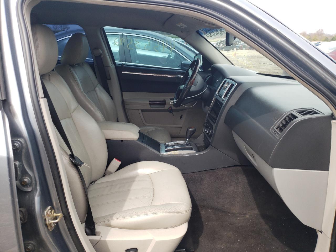 Photo 5 from auction – 2006 CHRYSLER 300C with VIN 2C3KA63HX6H343546