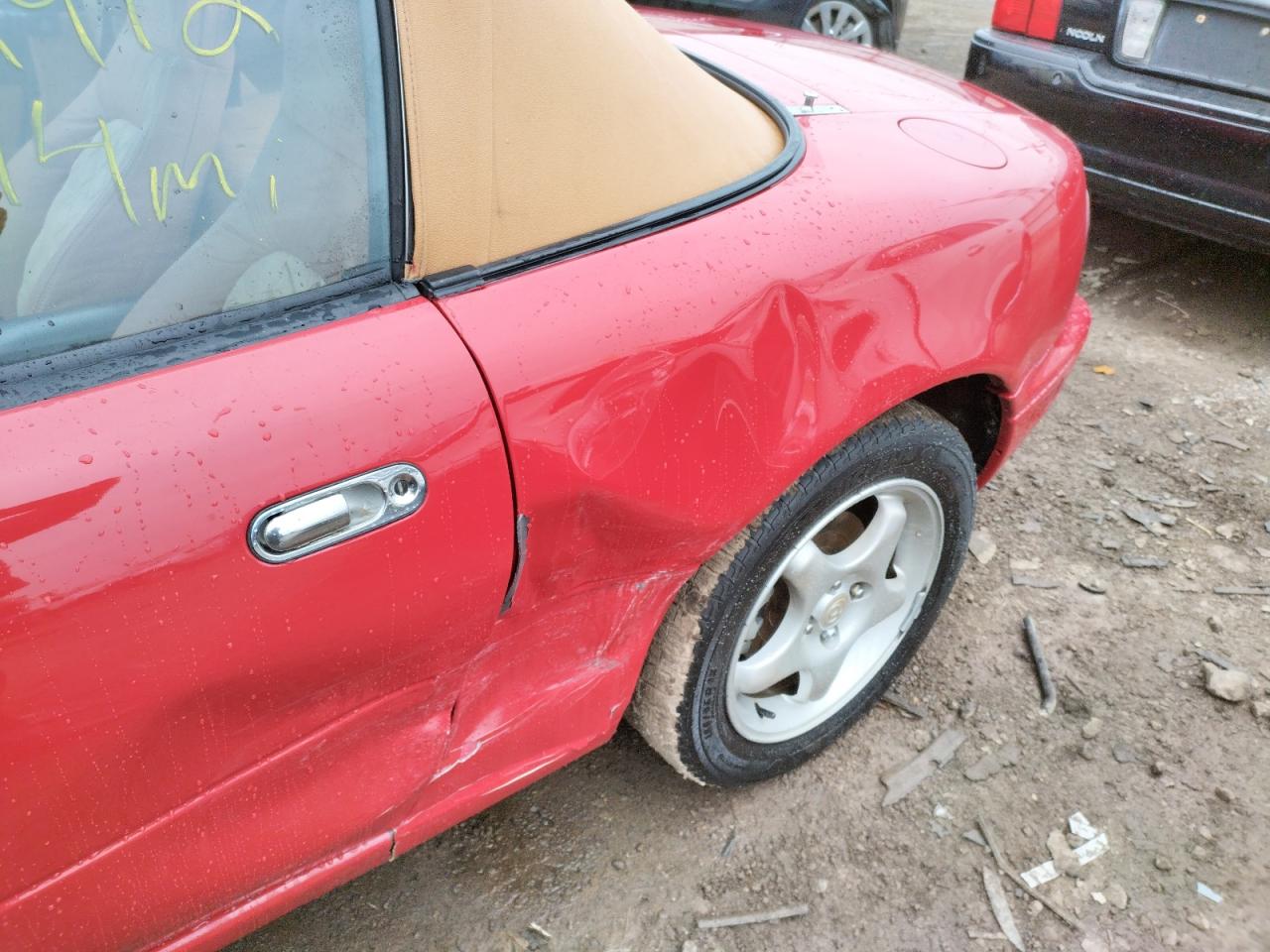 Photo 9 from auction – 1994 MAZDA MX-5 MIATA with VIN JM1NA3538R0500671