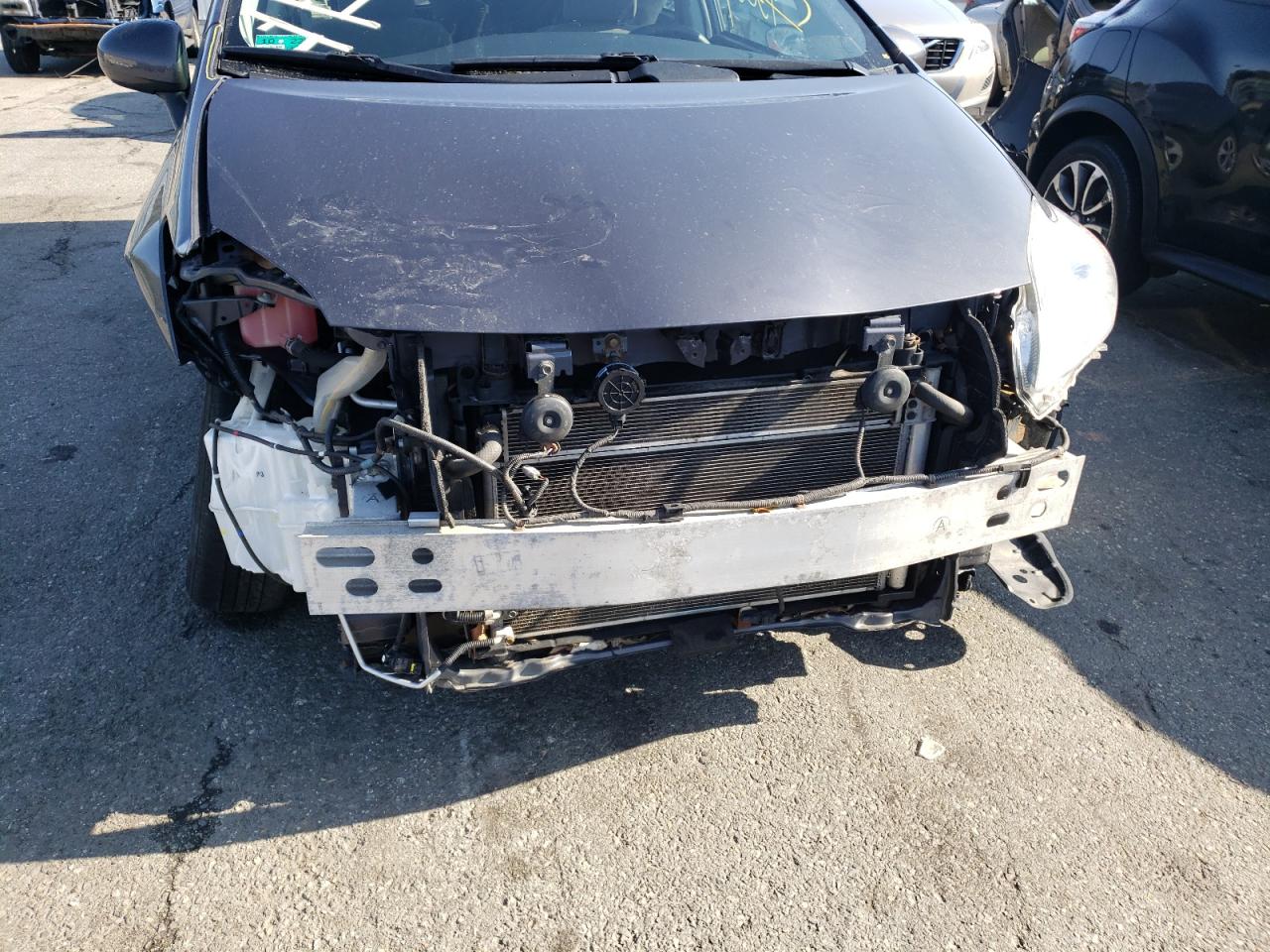 Photo 9 from auction – 2014 TOYOTA PRIUS with VIN JTDKN3DU3E1816789