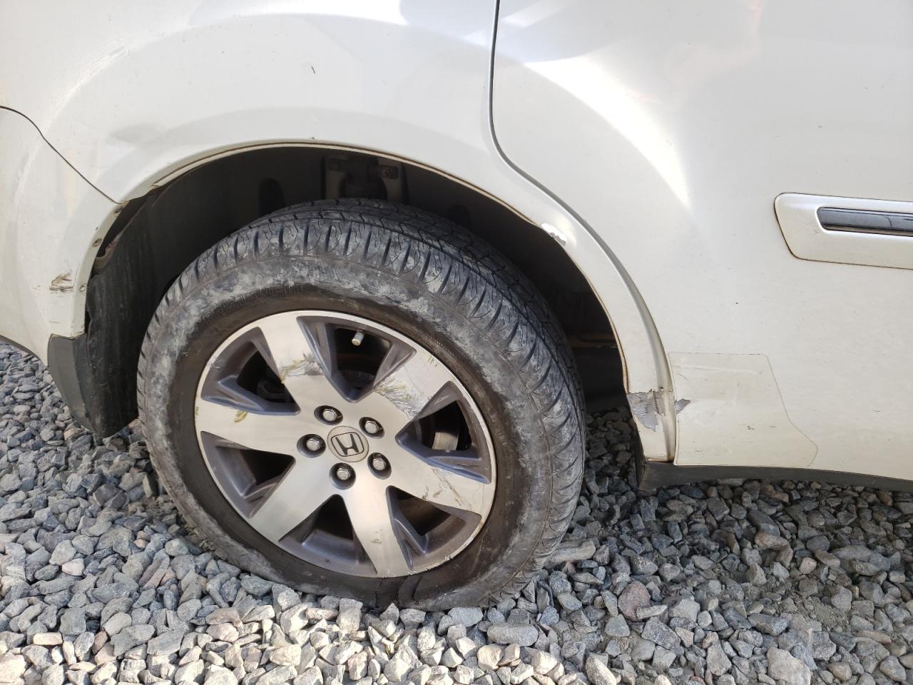Photo 9 from auction – 2013 HONDA PILOT TOUR with VIN 5FNYF3H92DB019453