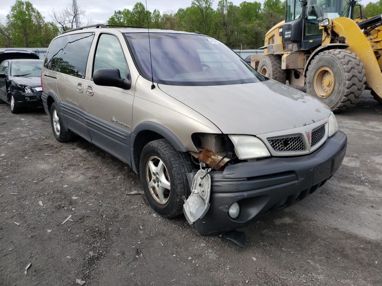 PONTIAC MONTANA LU 2002 with VIN 1GMDX13E22D256593 - Photo from auction