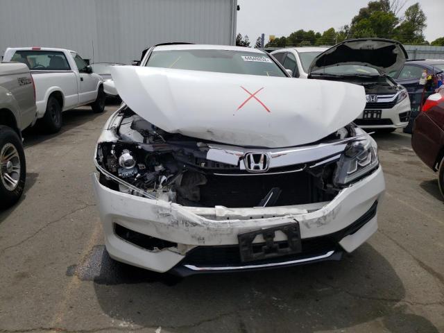 Photo 9 from auction – 2017 HONDA ACCORD SPO with VIN 1HGCR2F57HA042240