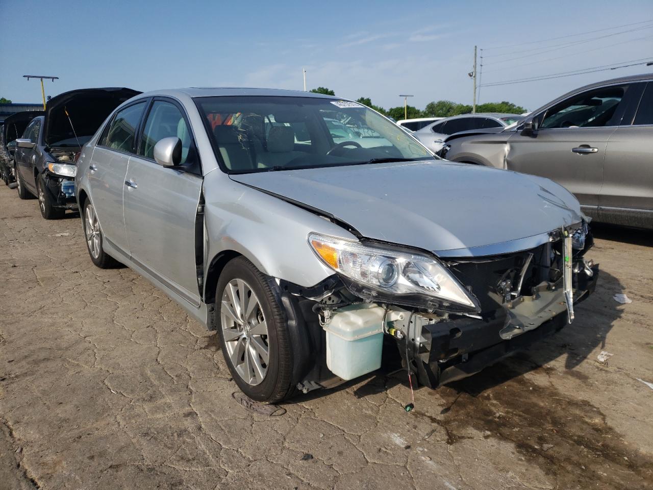 TOYOTA AVALON BAS 2011 с VIN 4T1BK3DB9BU392242 - Фото с аукциона