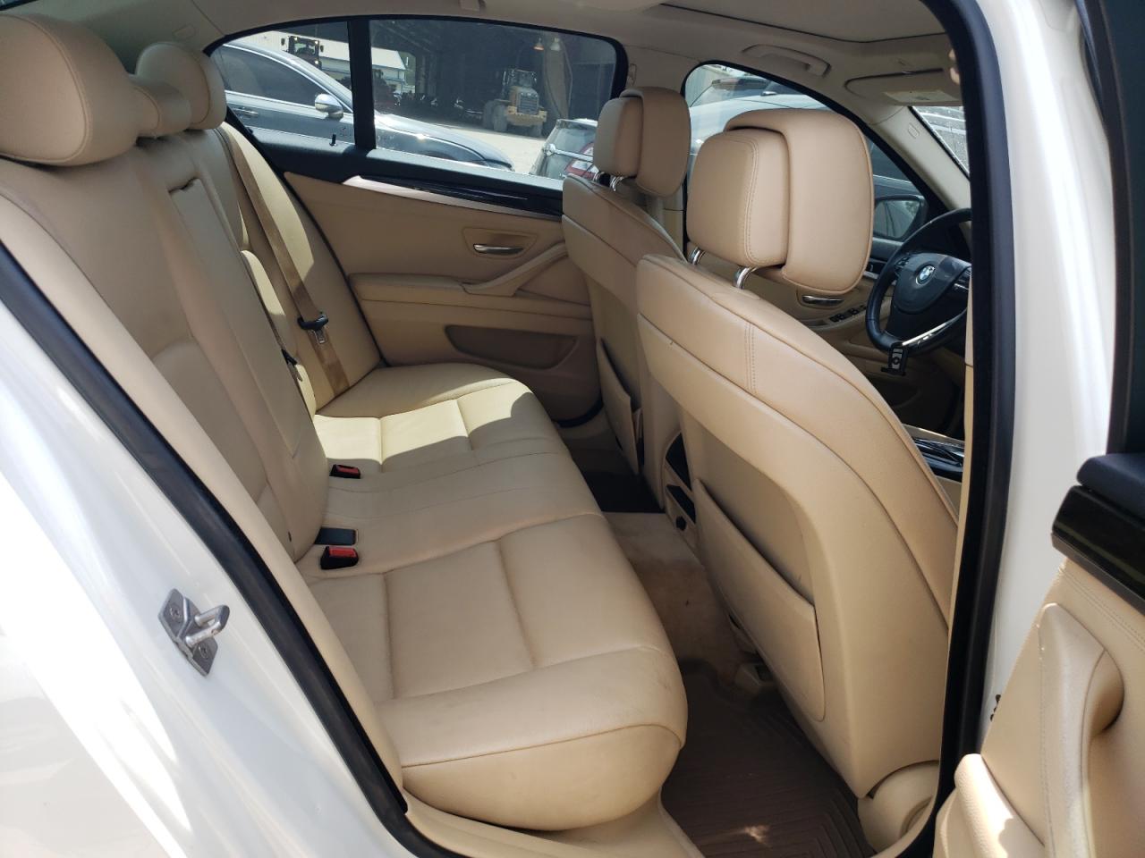 Photo 6 from auction – 2012 BMW 528 I with VIN WBAXG5C50CDW24986