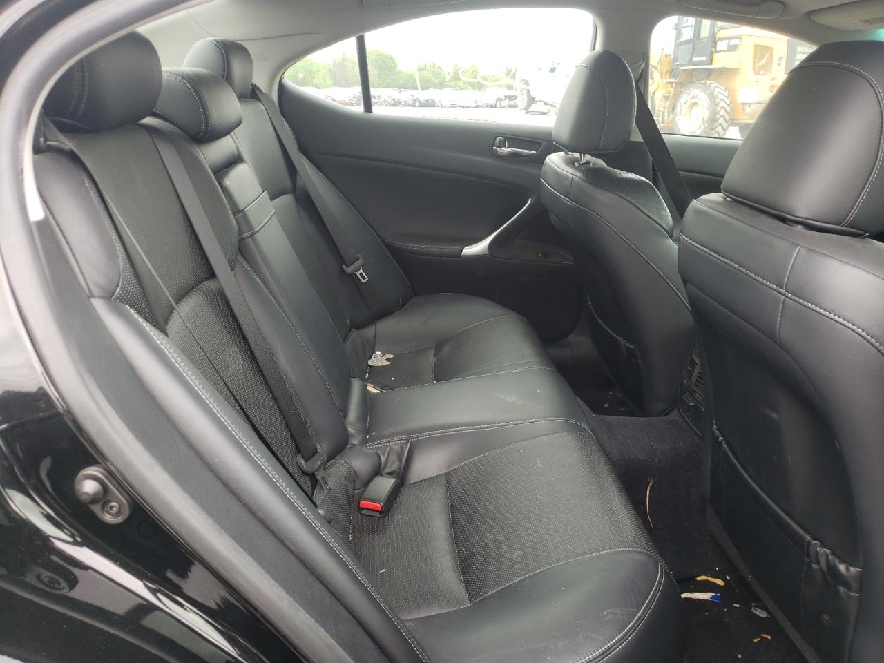 Photo 6 from auction – 2010 LEXUS IS 250 with VIN JTHCF5C24A5039702