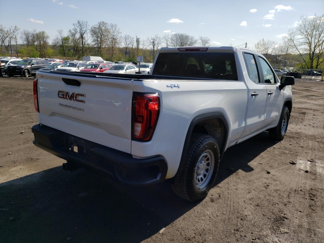 Photo 4 from auction – 2019 GMC SIERRA K15 with VIN 1GTR9AEF7KZ188451