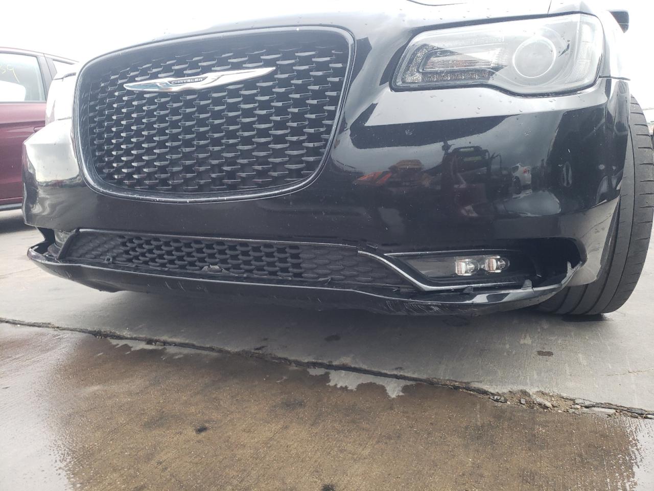 Photo 9 from auction – 2020 CHRYSLER 300 S with VIN 2C3CCABG5LH145723