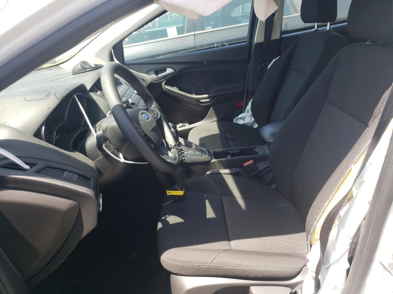 صورة رقم 5 من المزاد - 2018 FORD FOCUS SE مع VIN 1FADP3F2XJL322495