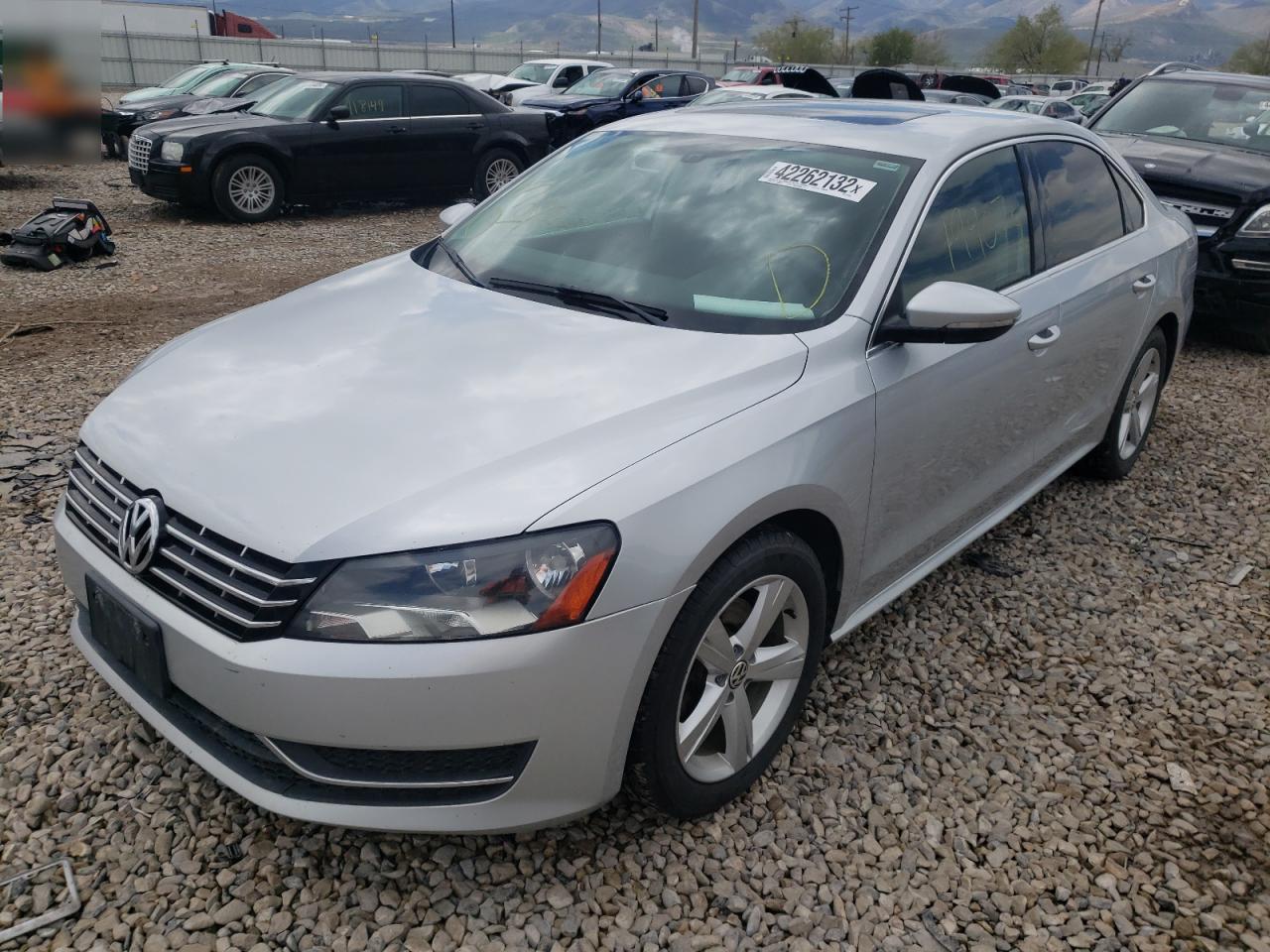 Photo 2 from auction – 2012 VOLKSWAGEN PASSAT SE with VIN 1VWBN7A32CC017202
