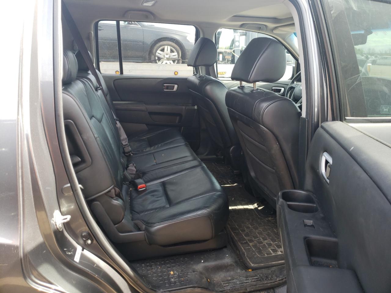 Photo 6 from auction – 2011 HONDA PILOT EXL with VIN 5FNYF4H5XBB015540