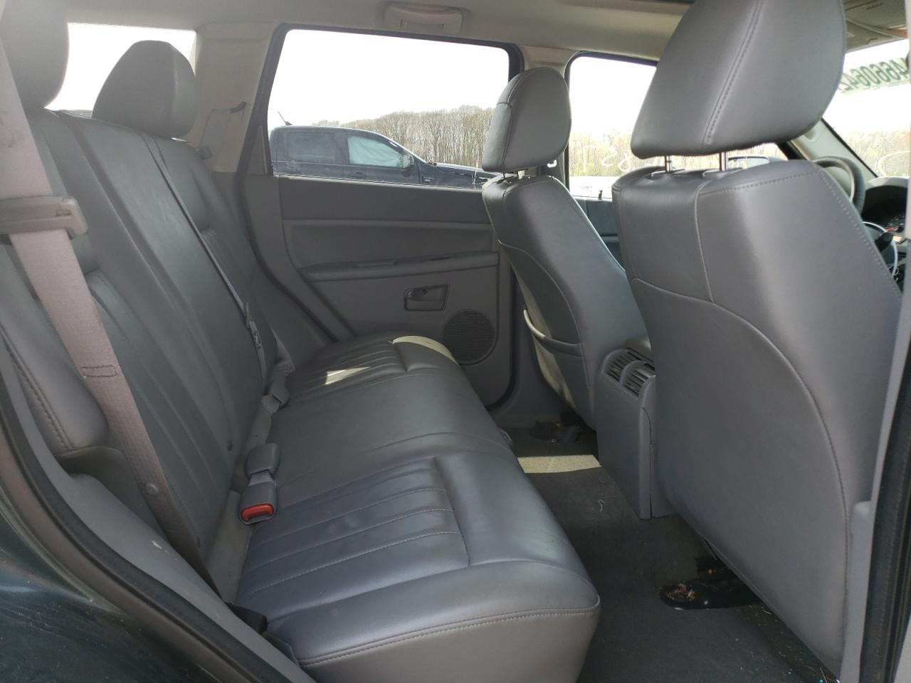 Photo 6 from auction – 2005 JEEP GRAND CHER with VIN 1J4HR48N45C502848