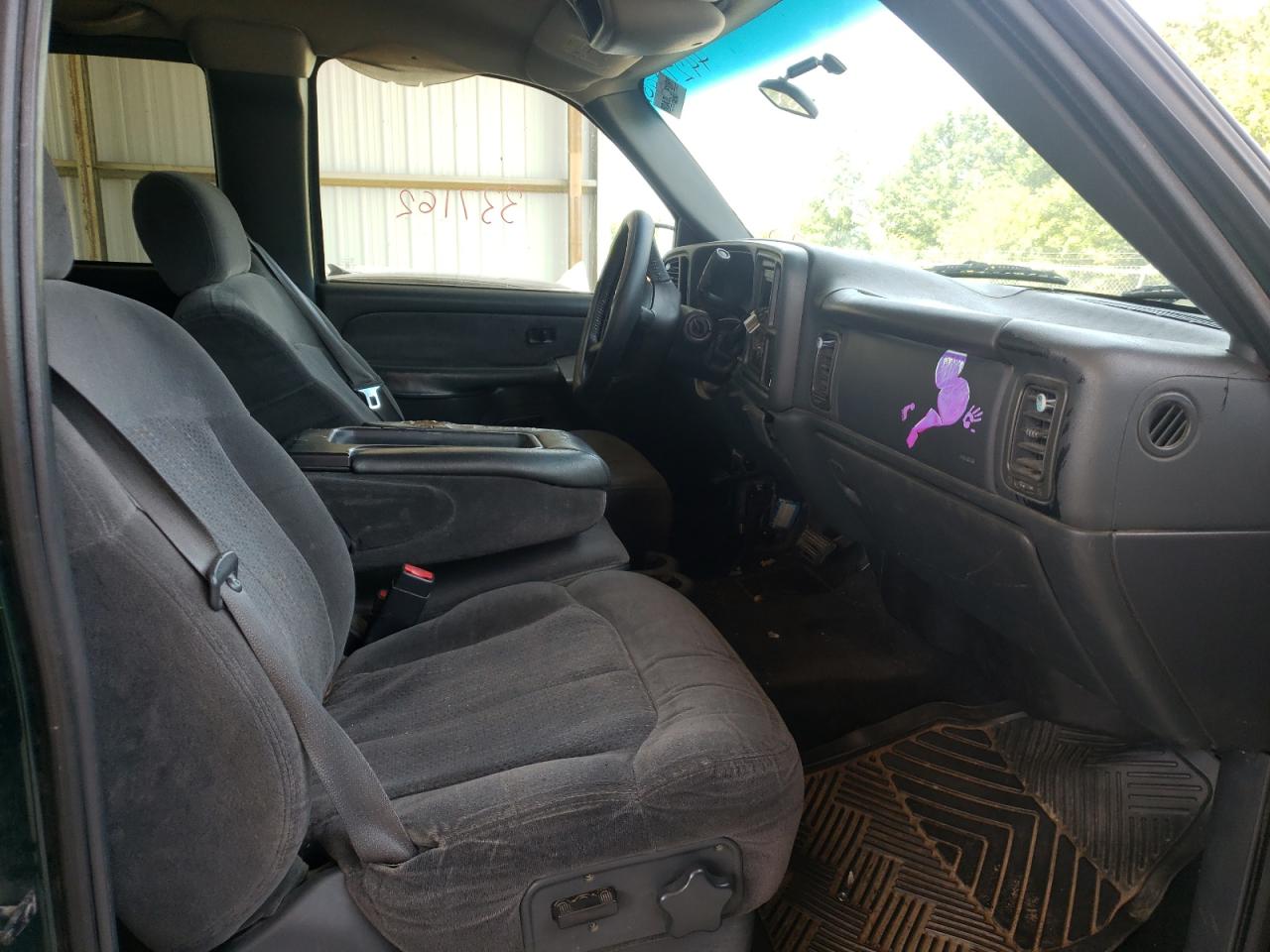 Photo 5 from auction – 2002 CHEVROLET SILVERADO with VIN 2GCEC19V921408943