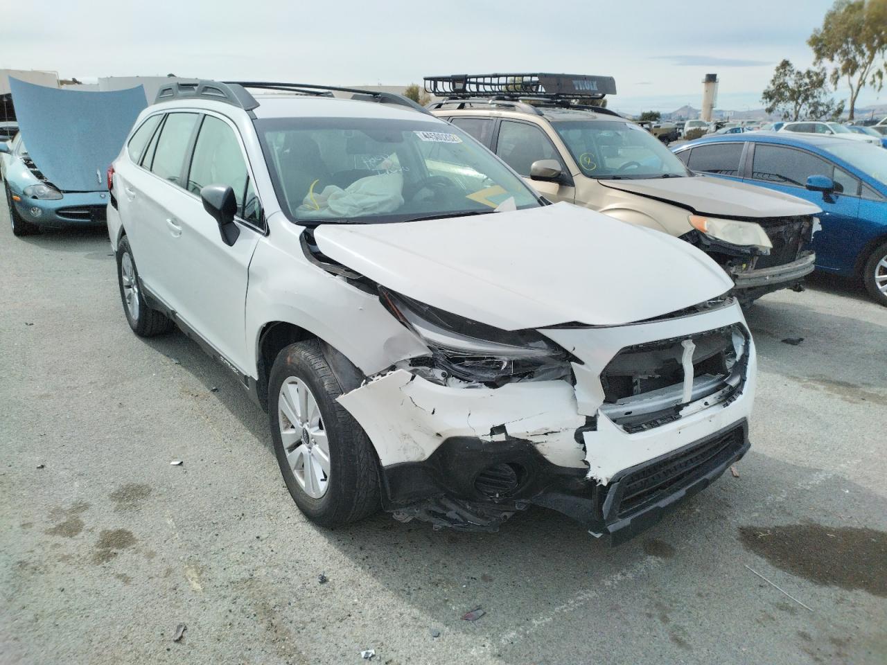 SUBARU OUTBACK 2. 2019 with VIN 4S4BSABC0K3313319 - Photo from auction