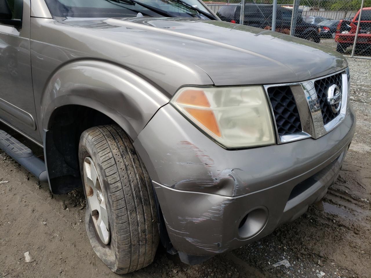 Photo 9 from auction – 2005 NISSAN PATHFINDER with VIN 5N1AR18W65C790012