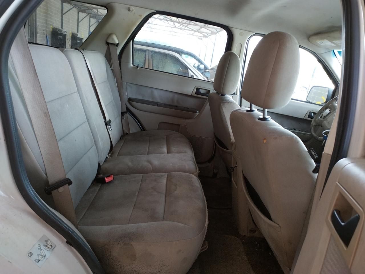 Photo 6 from auction – 2010 FORD ESCAPE XLT with VIN 1FMCU9DG7AKB92323