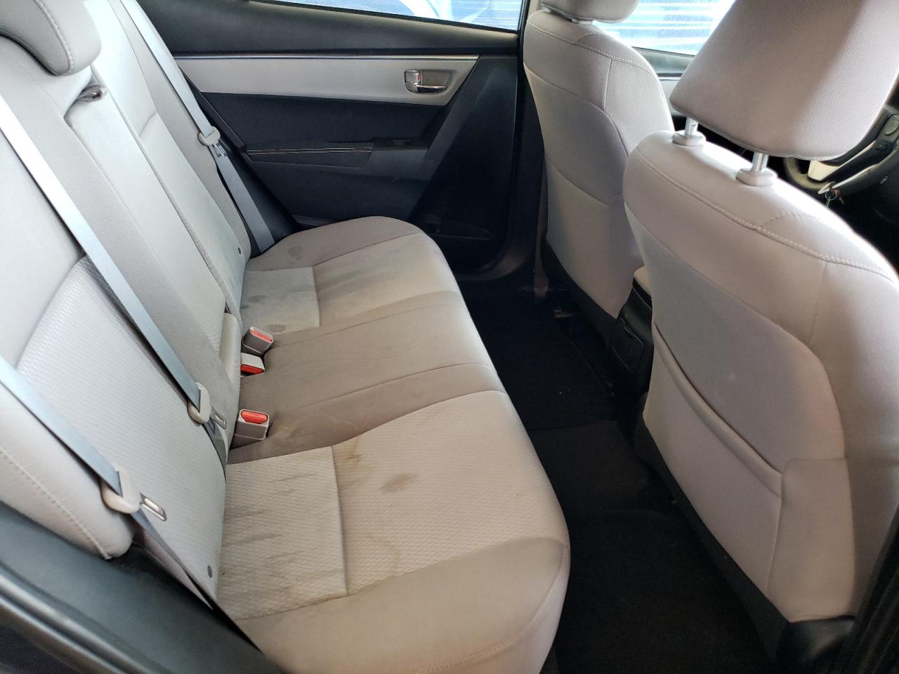 Photo 6 from auction – 2016 TOYOTA COROLLA L with VIN 5YFBURHE1GP496735