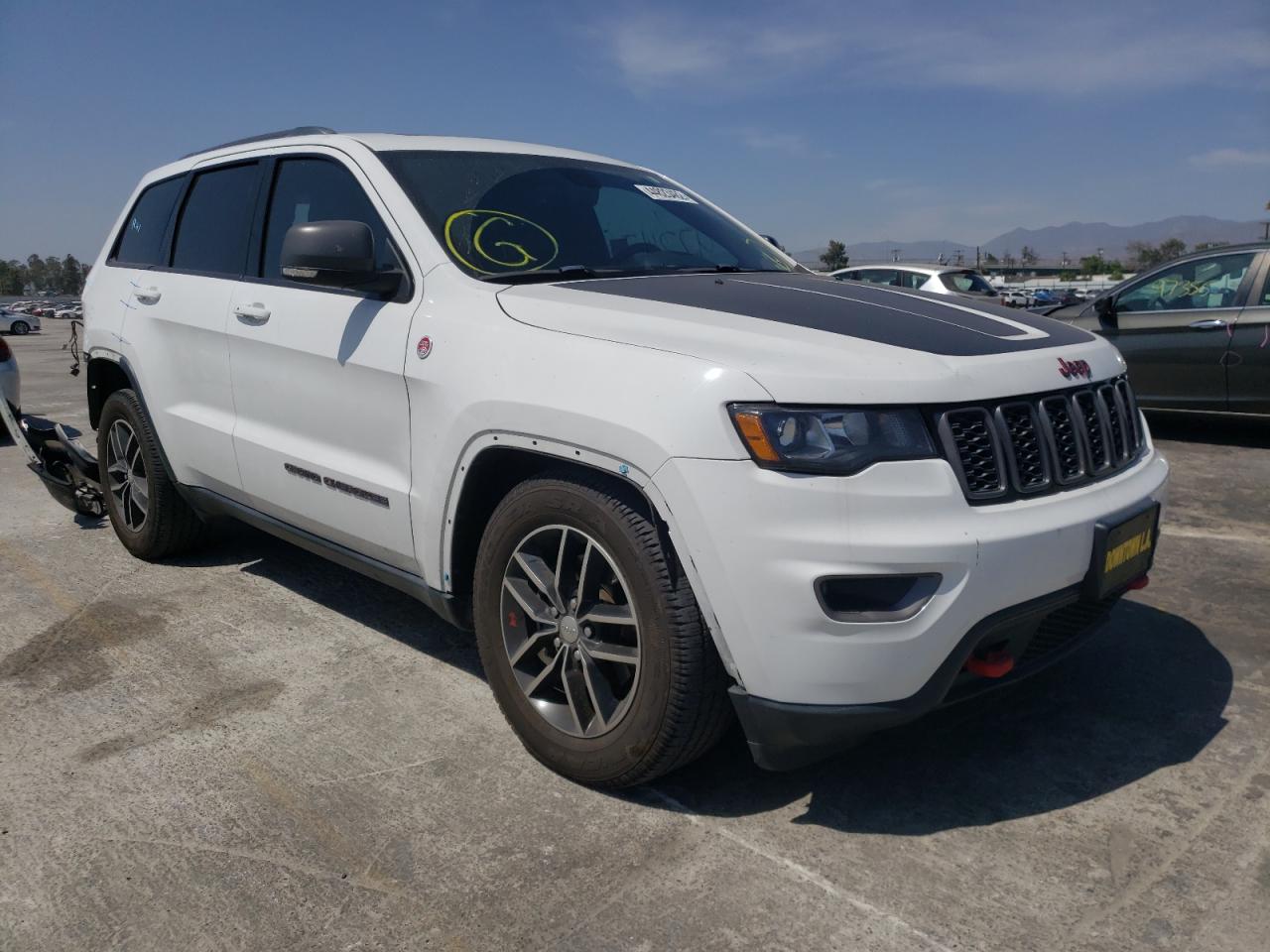 JEEP GRAND CHER 2017 with VIN 1C4RJFLG5HC695618 - Photo from auction