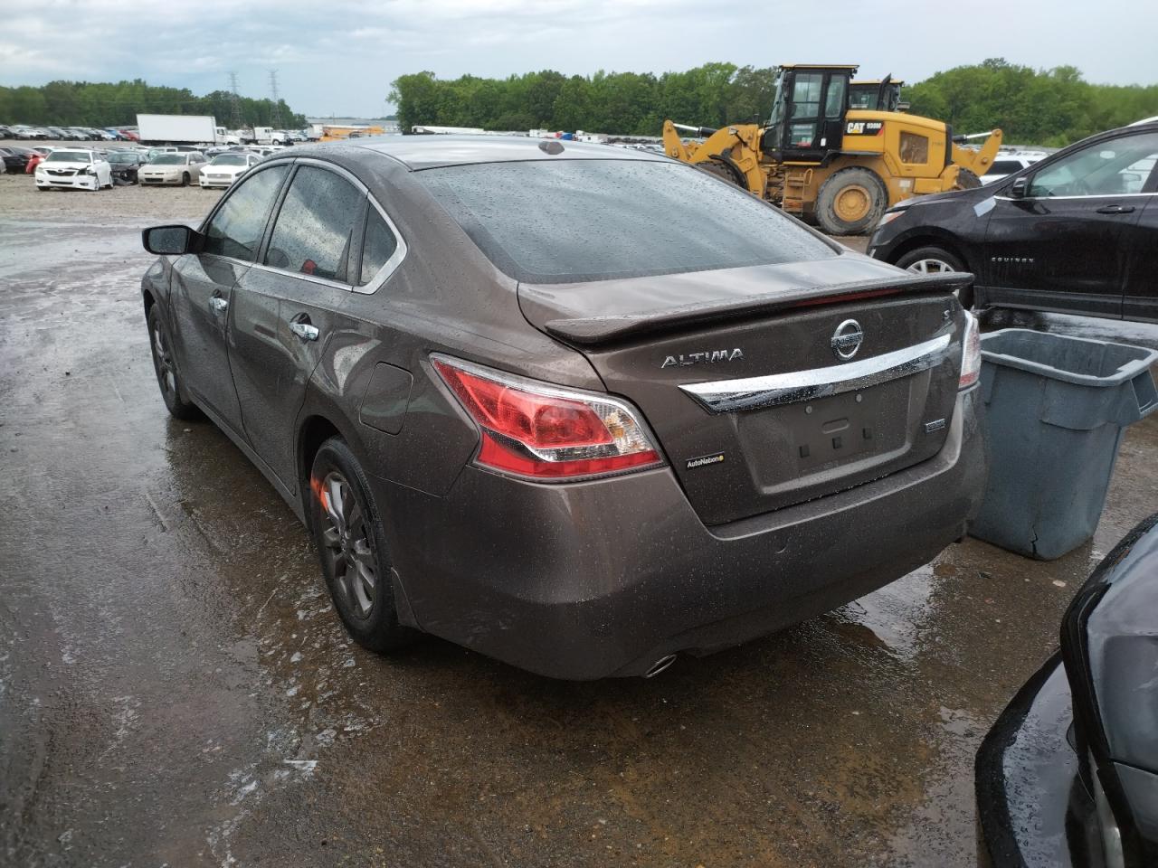 Photo 3 from auction – 2015 NISSAN ALTIMA 2.5 with VIN 1N4AL3AP8FN917102