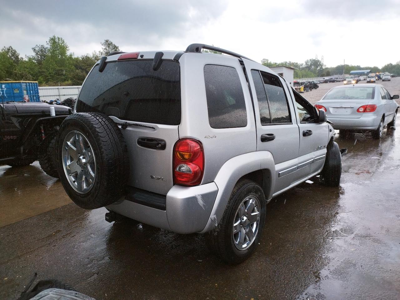 Photo 4 from auction – 2002 JEEP LIBERTY LI with VIN 1J4GL58KX2W156906