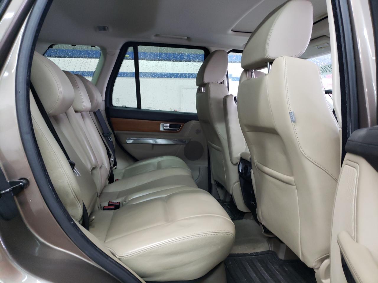 Photo 6 from auction – 2011 LAND ROVER RANGE ROVE with VIN SALSF2D46BA282425