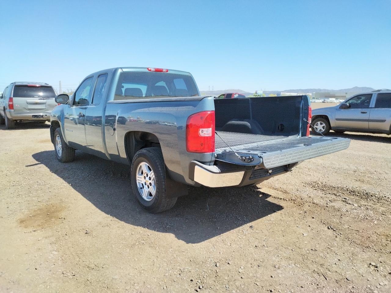 Photo 3 from auction – 2011 CHEVROLET SILVERADO with VIN 1GCRCPEXXBZ231662