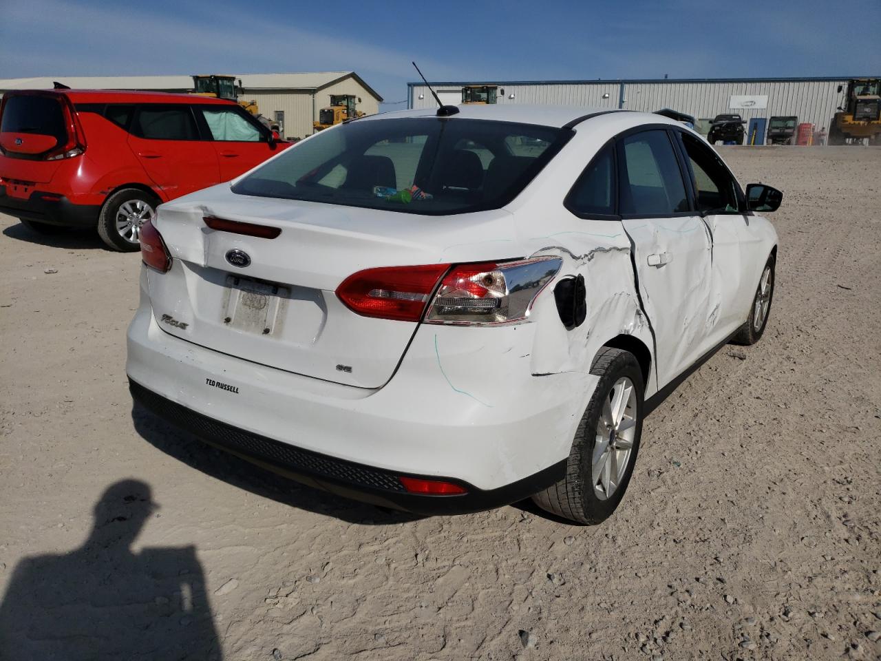 Photo 4 from auction – 2018 FORD FOCUS SE with VIN 1FADP3F28JL298892
