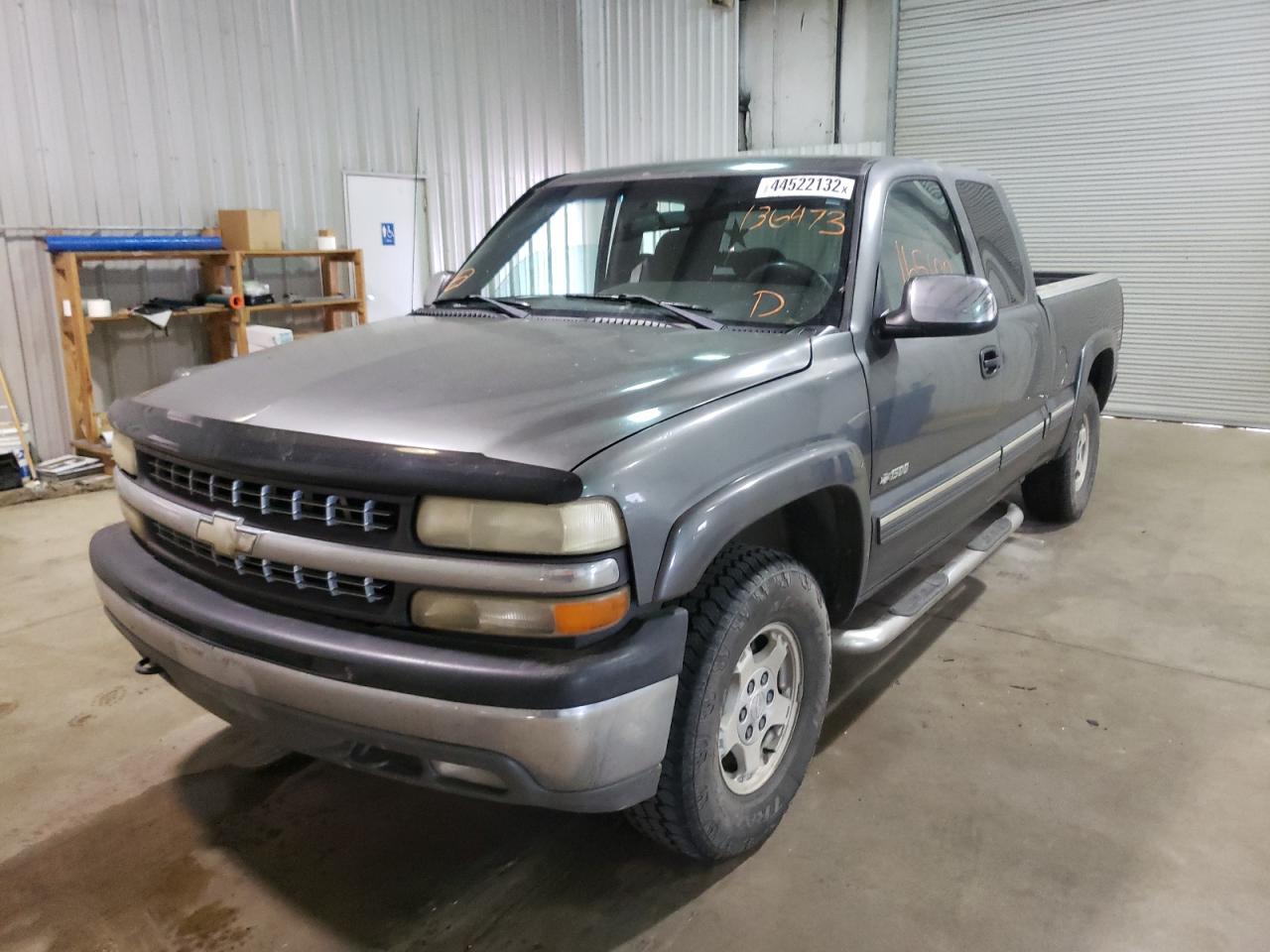 Photo 2 from auction – 2001 CHEVROLET 1500 with VIN 1GCEK19T91E136473