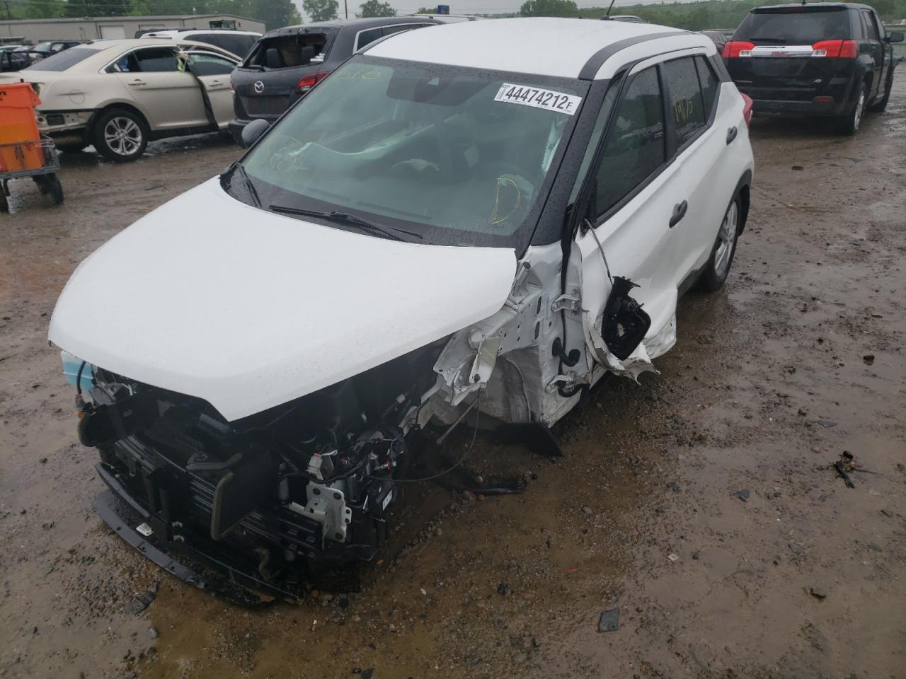 Photo 2 from auction – 2020 NISSAN KICKS S with VIN 3N1CP5BV7LL515764