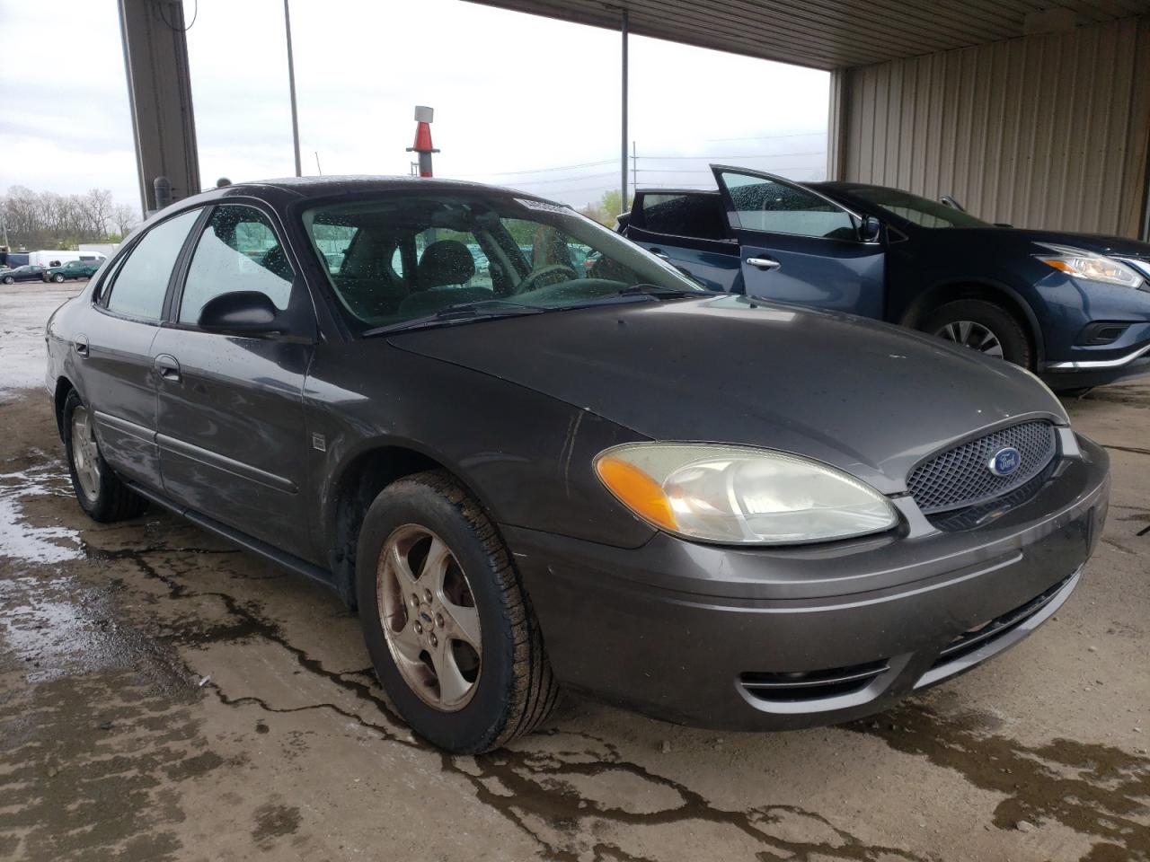 FORD TAURUS SES 2004 with VIN 1FAFP55S24G179562 - Photo from auction