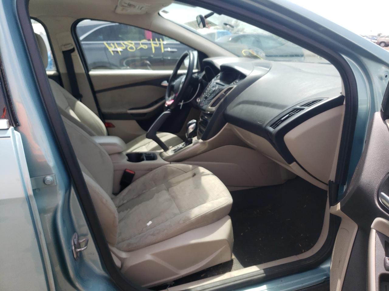 Photo 5 from auction – 2012 FORD FOCUS SEL with VIN 1FAHP3H20CL162578